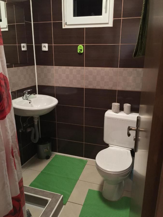 Хостелы Rolling Stone Hostel Брашов-42